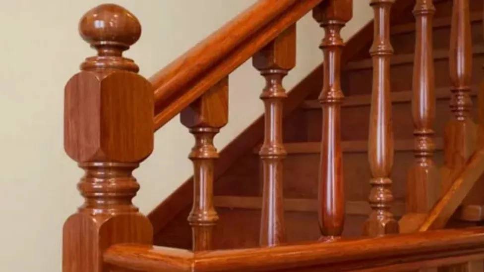 نرده چوبی و مزایای استفاده از آن